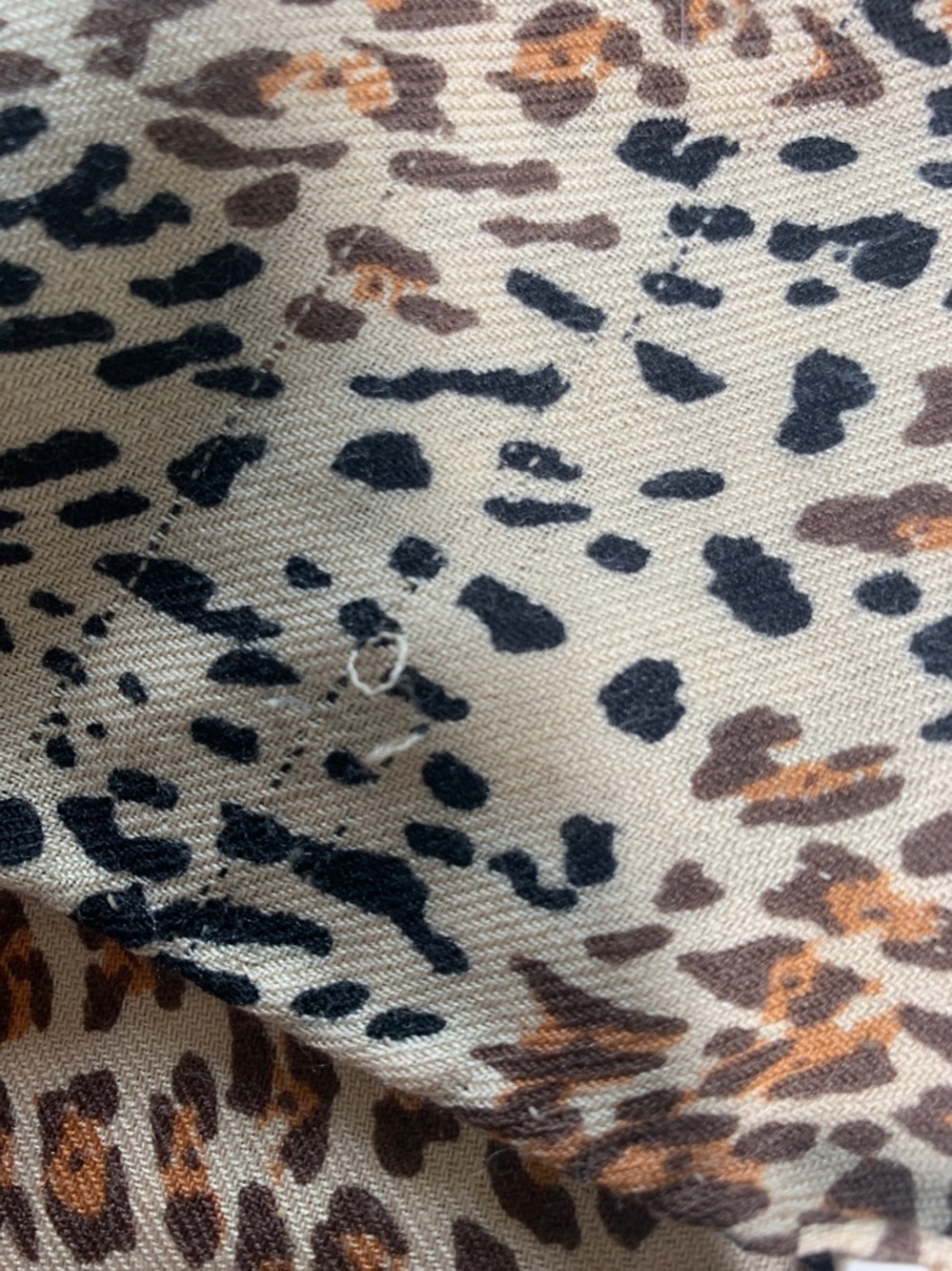 Talbots tan and black animal print scarf wool and silk bkend - Picture 7 of 7